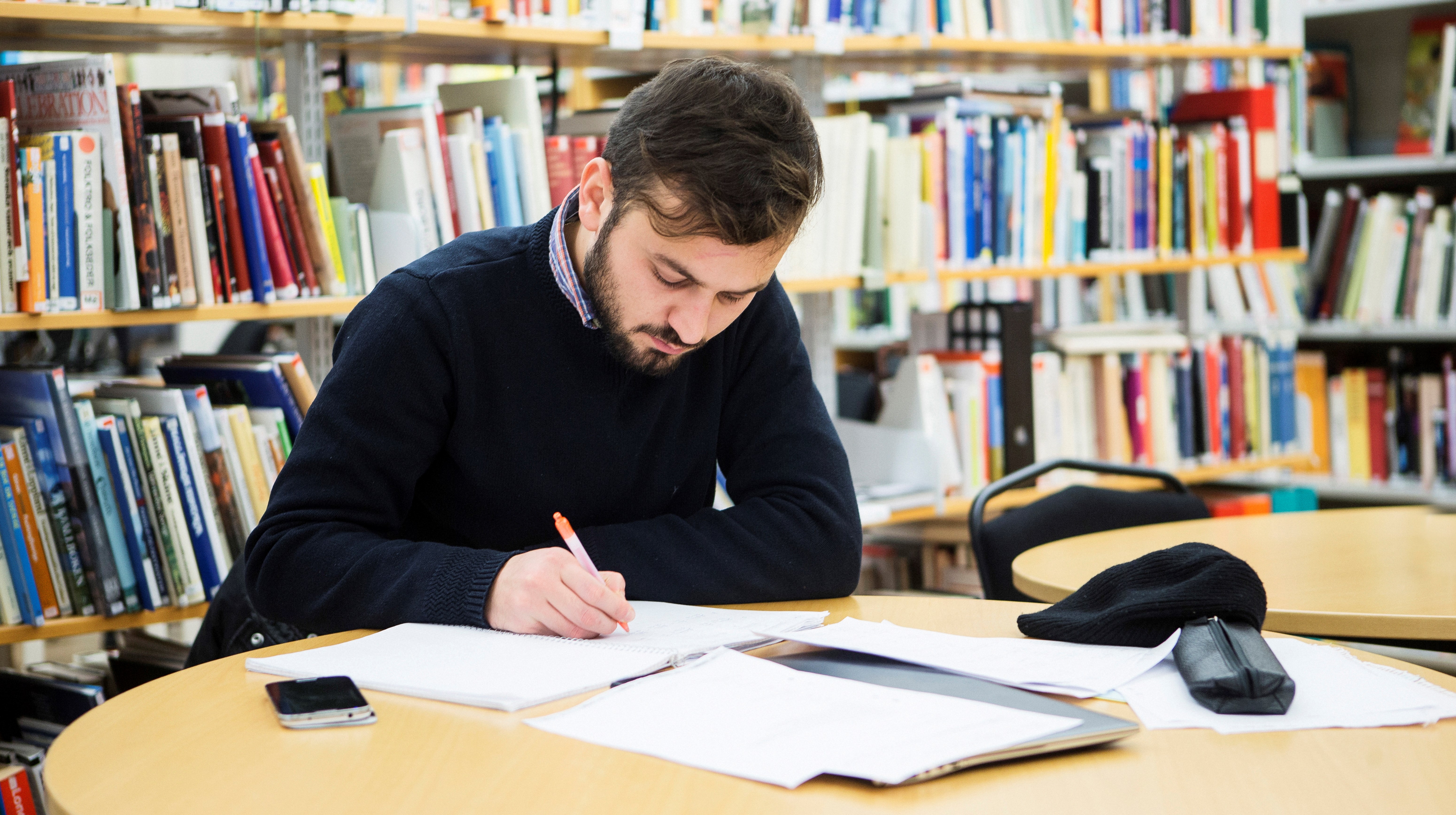 Haidar, Yasmina och Daniela. Göteborgs Folkhögskola