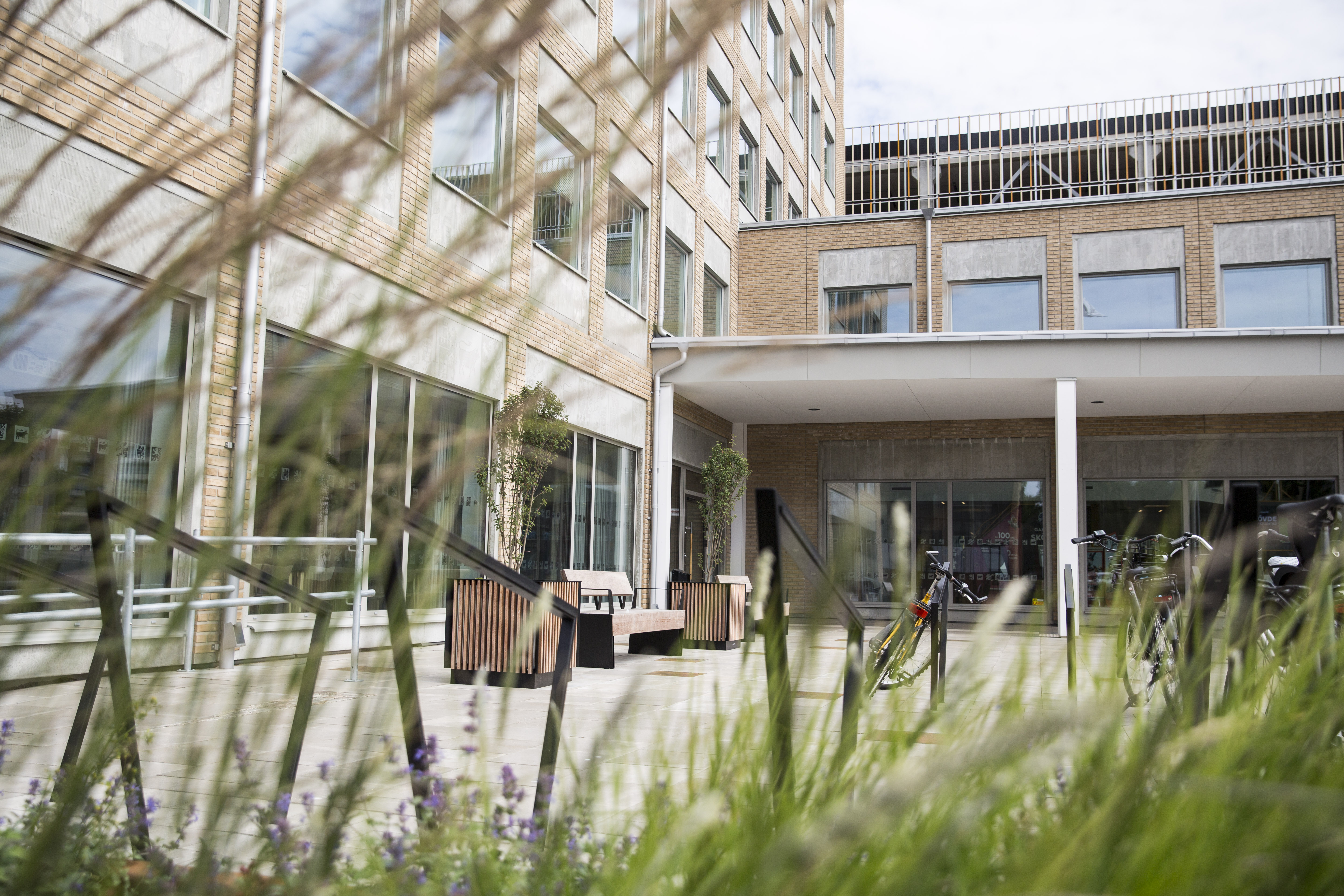 Närbild på Regionens hus Skövde