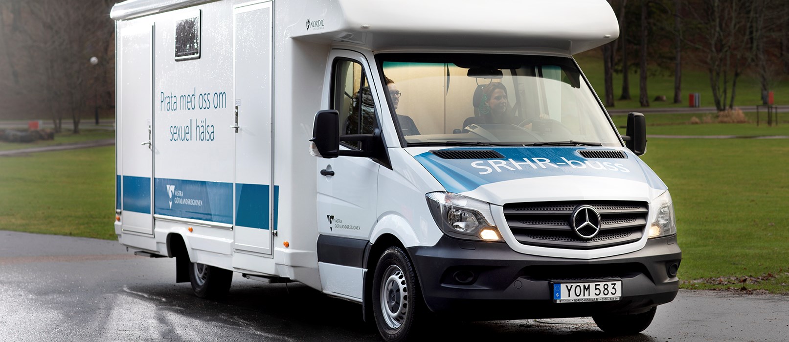 SRHR-bussen på väg