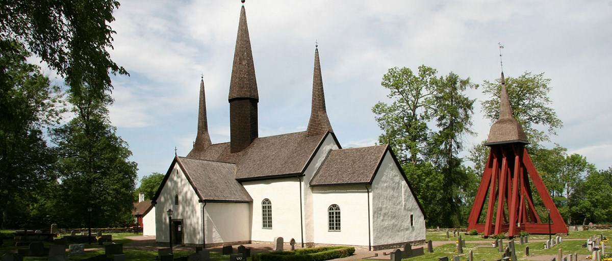 Kungslena kyrka i Tidaholms kommun.